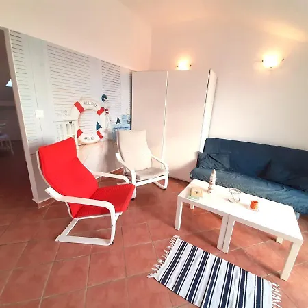 Apartmán Rentfox - *