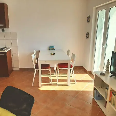 Apartament Rentfox -